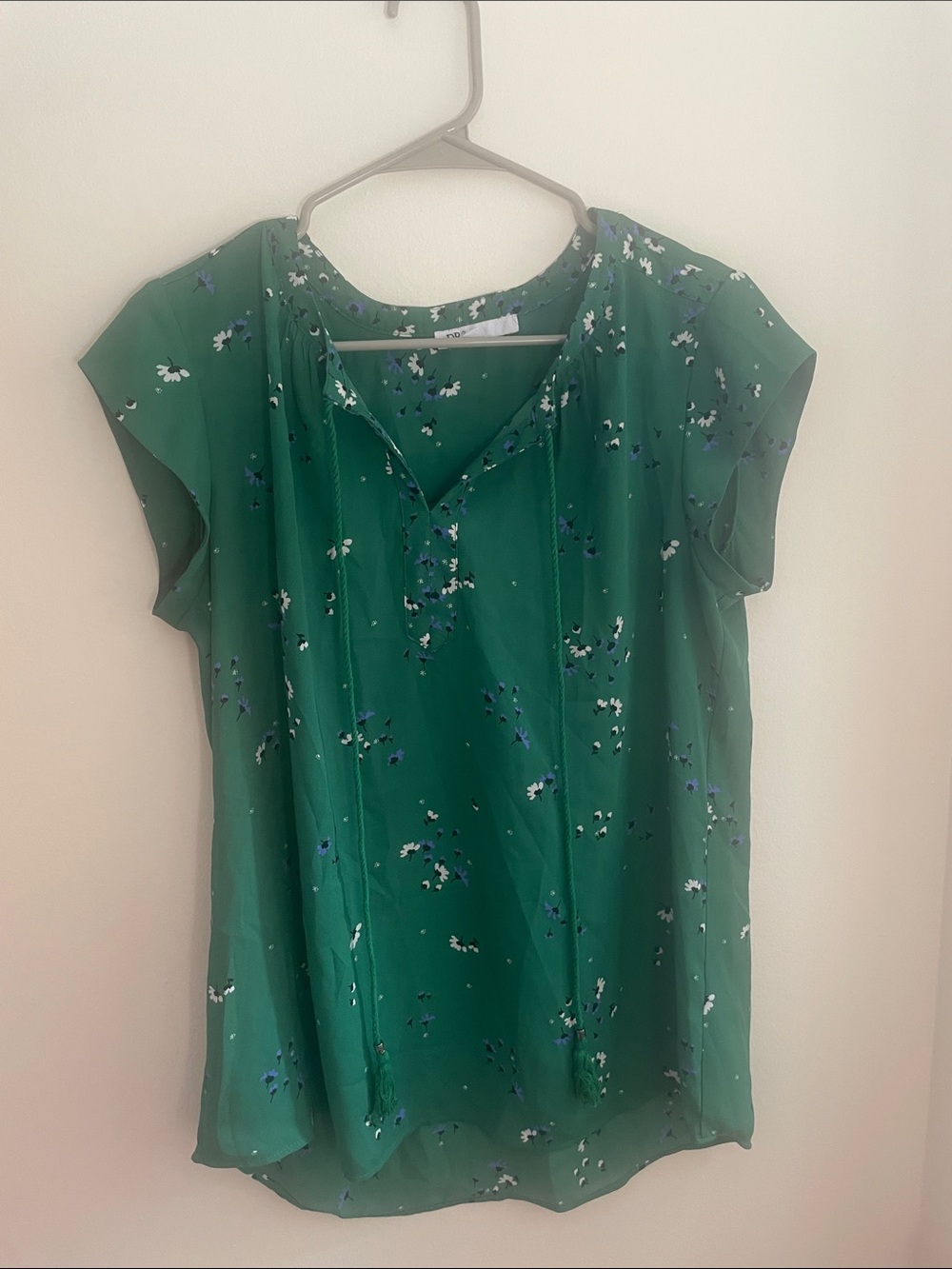 Women's Green Floral Cap-Sleeve Blouse
